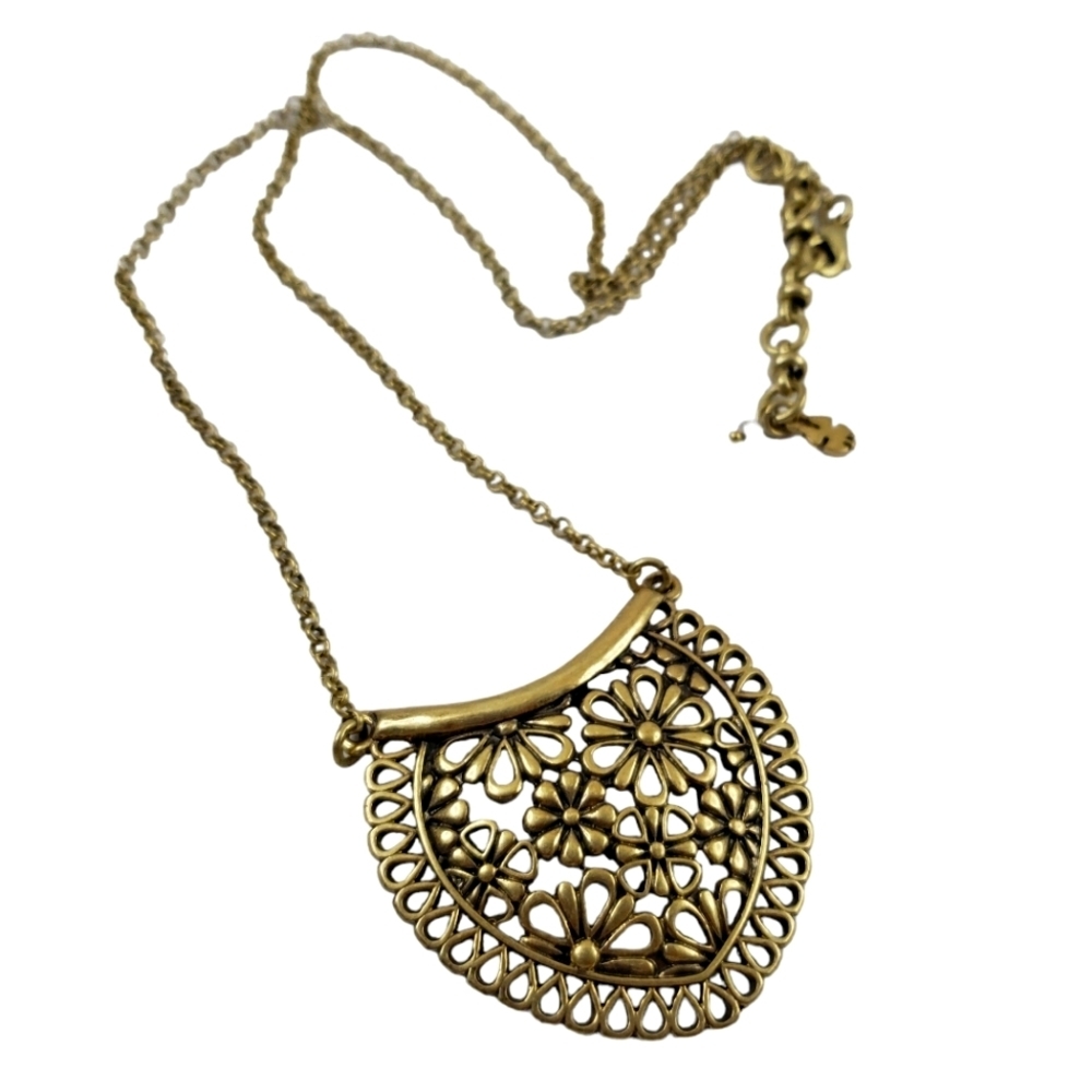 Lucky Brand pendant necklace filigree pendant gold tone